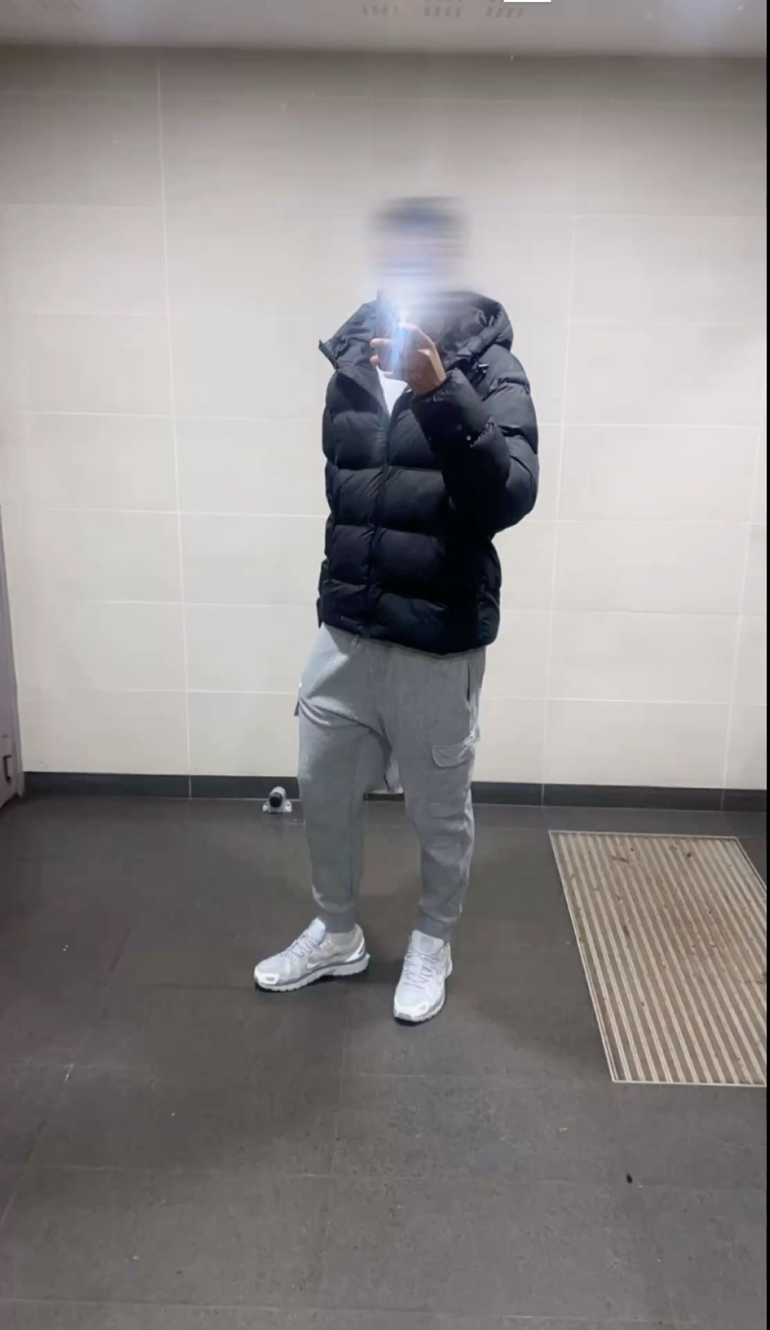 Profil de Adel, 21 ans, Boite gay à Gansingen
