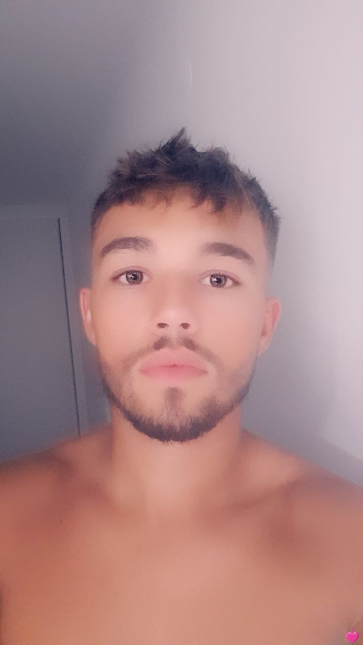 Profil de Rasim, 23 ans, Boite gay à Denens